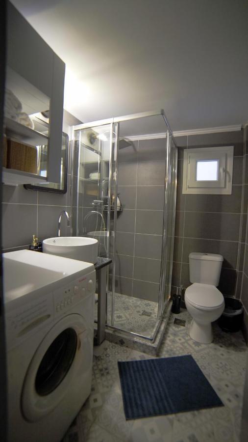 D16 Athens Apartment - 5' Mins To Petralona Metro Exteriör bild